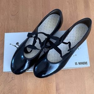 Angelo Luzio patent leather tap shoes